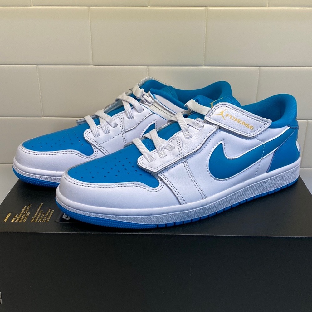 Air Jordan 1 Low Flyease Aquatone - Mens Size 9